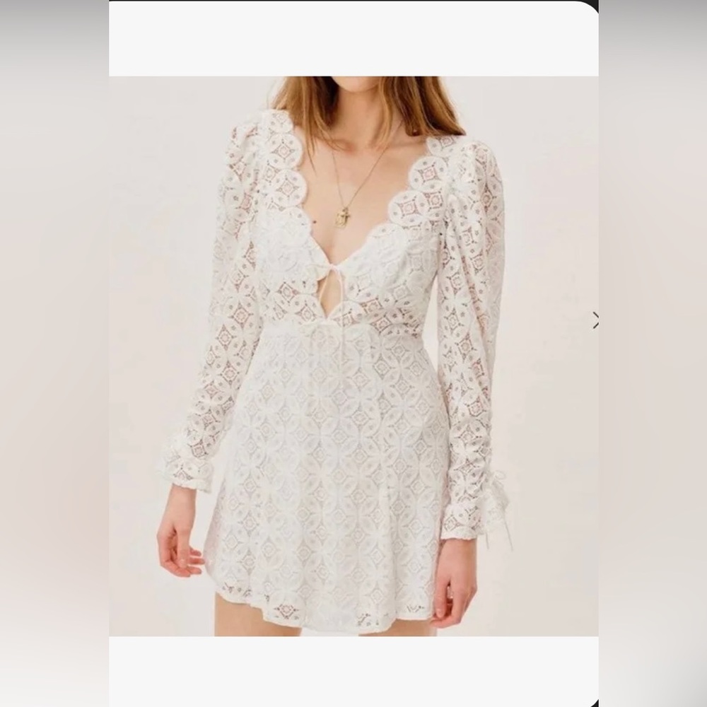 For love and lemons Charmaine mini dress in white size med
